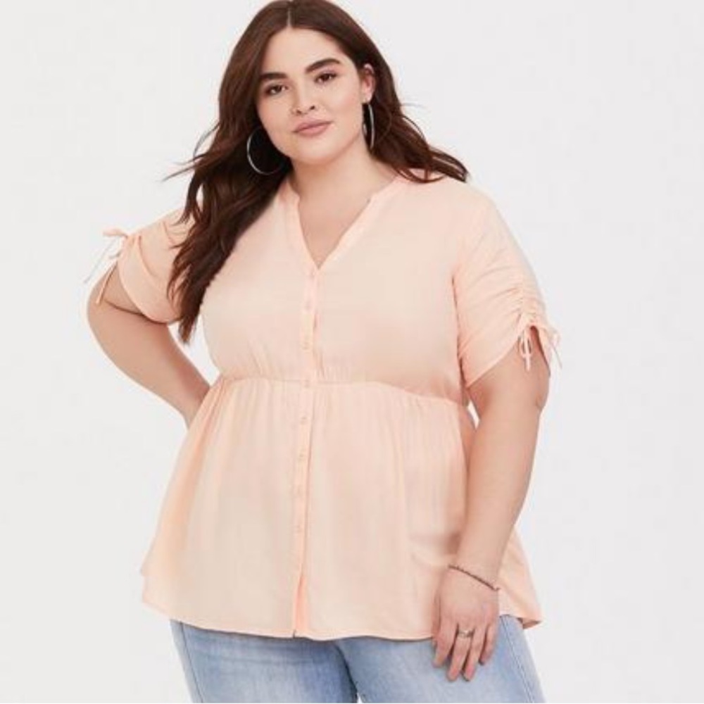 NWT Torrid Babydoll Challis Tie Sleeve Babydoll Top Peach Plus Size 1X